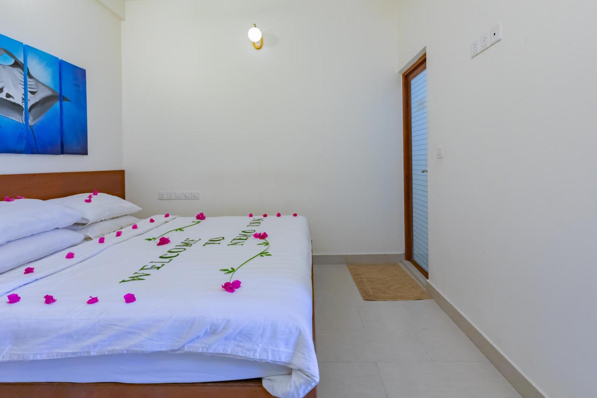 Nemo Inn Omadhoo Экстерьер фото